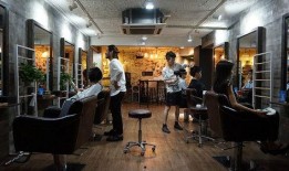 北京美发店爆料视频最新,揭秘行业潜规则与顾客权益受损真相
